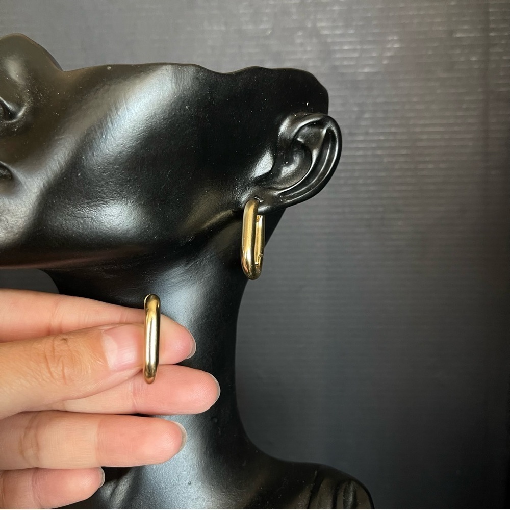 Madewell chunky statement oval hoop gold tone earrings